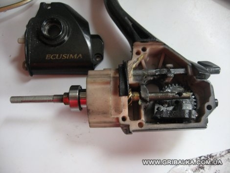 �������� RYOBI ECUSIMA 3000